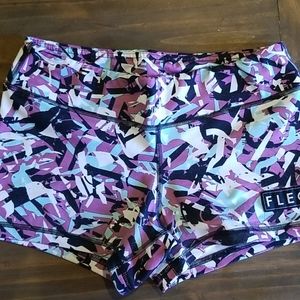 Fleo Shorts